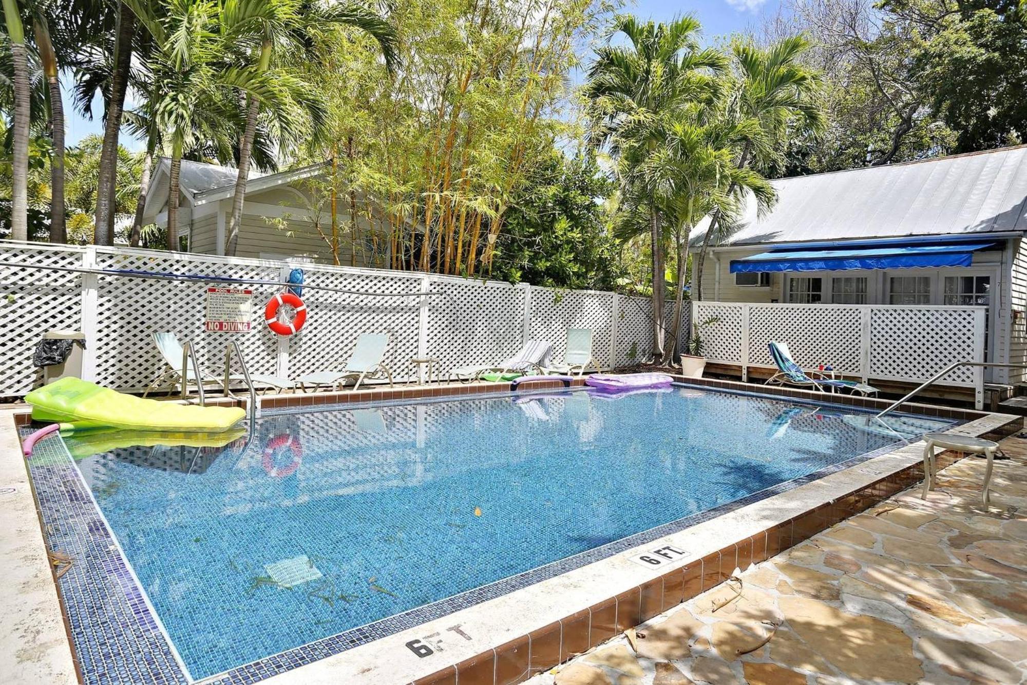 Ibis By Avantstay Close To Duval Street W Shared Pool Month Long Stays Only كي وست المظهر الخارجي الصورة