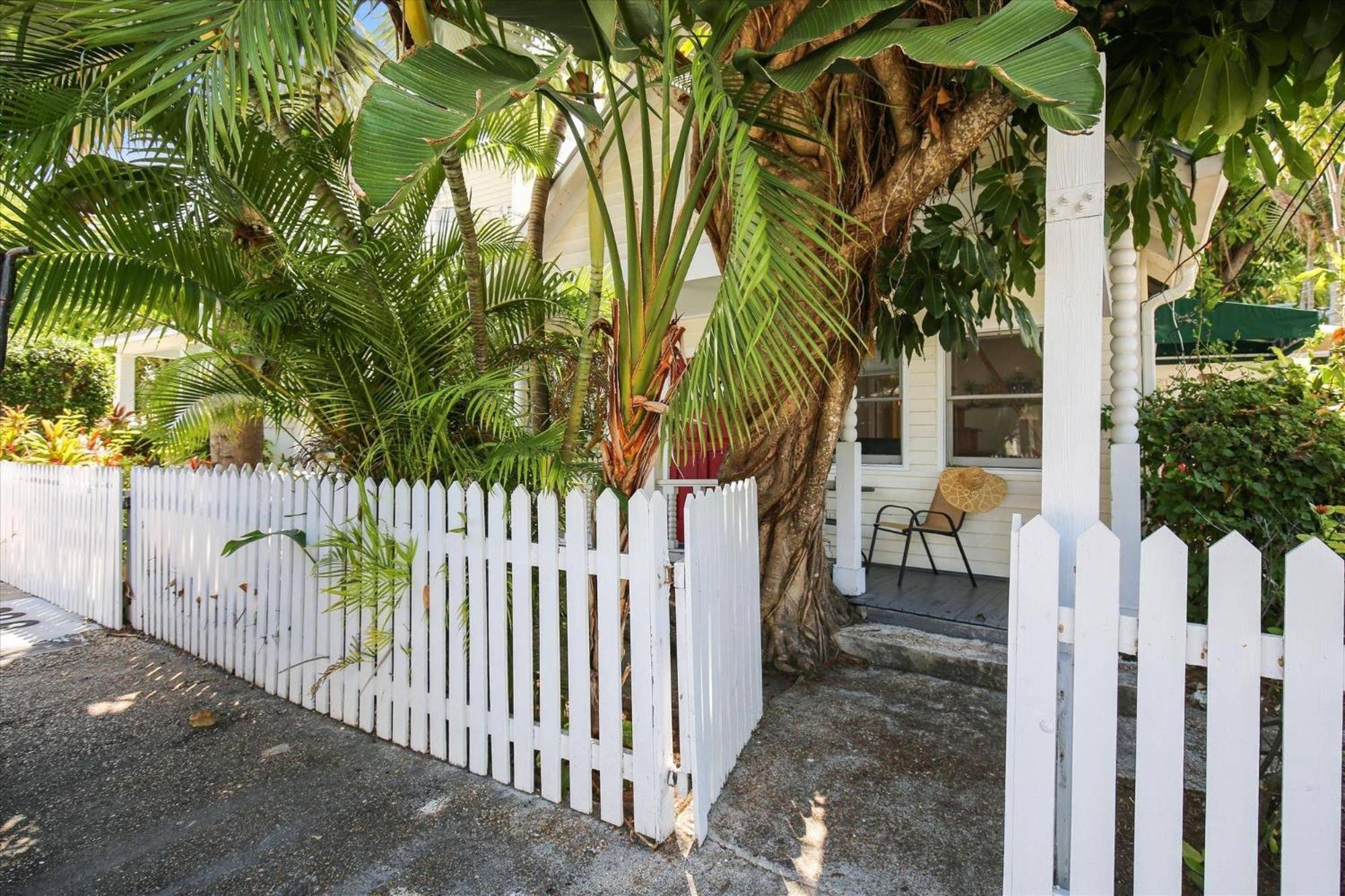 Ibis By Avantstay Close To Duval Street W Shared Pool Month Long Stays Only كي وست المظهر الخارجي الصورة